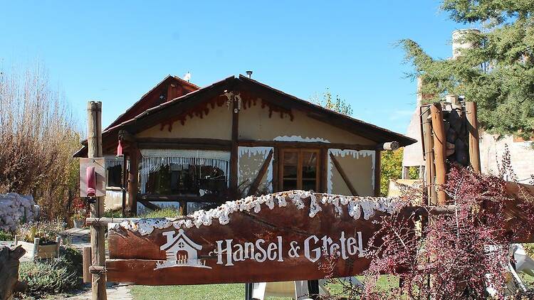 Hansel y Gretel: Un refugio de montaña donde el chocolate es protagonista Hansel y Gretel: Un refugio de montaña donde el chocolate es protagonista