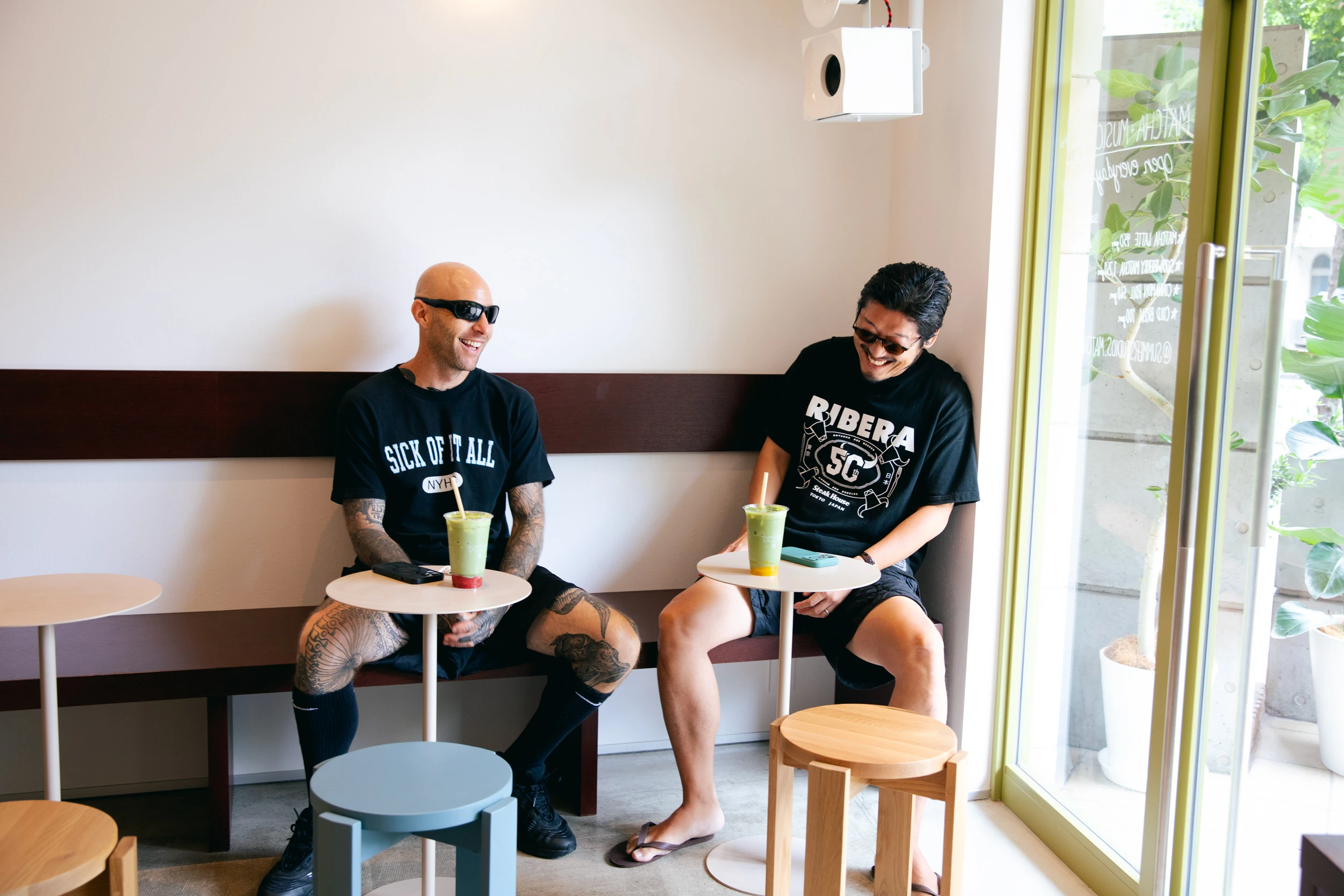 One of Tokyo&rsquo;s newest caf&eacute;s pairs organic matcha lattes with great music