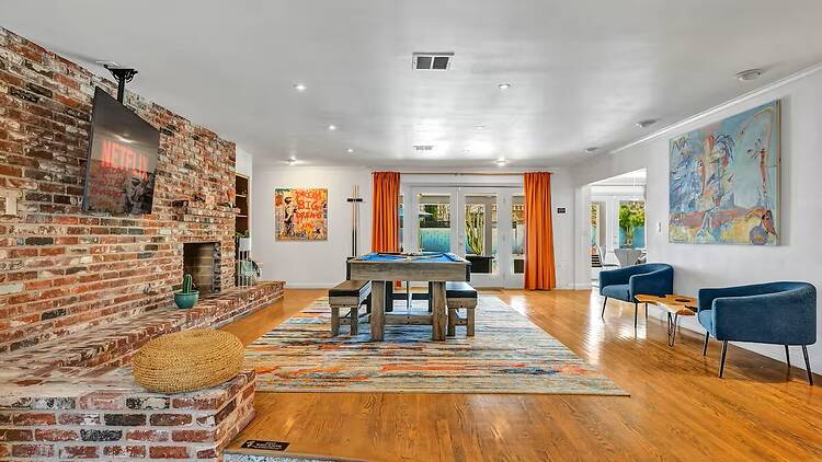 The luxe villa with a home cinema
