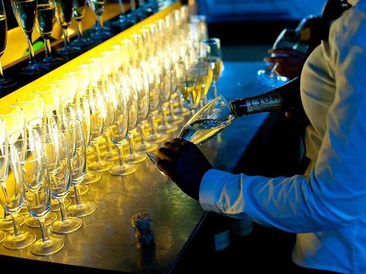 Ayepyep Lifestyle Lounge Ayepyep Lifestyle Lounge