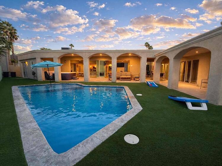 The 11 best Airbnb mansions in Las Vegas right now