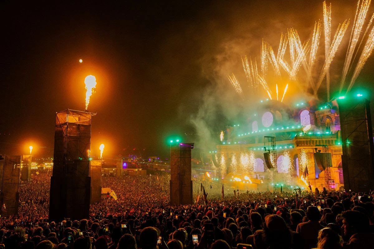 Boomtown festival stage