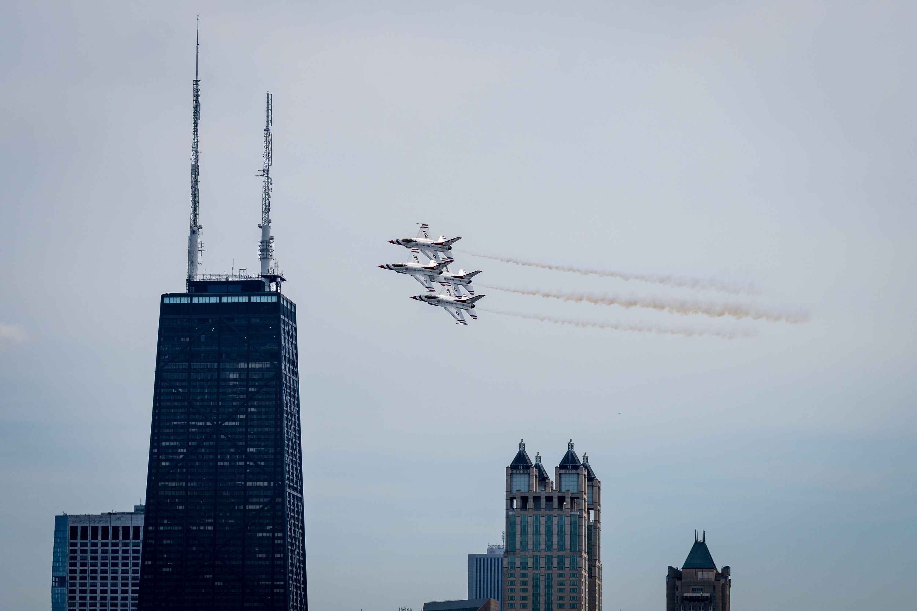 The Chicago Air and Water Show Returns: A Weekend of High-Flying Stunts and Spectacular Maneuvers