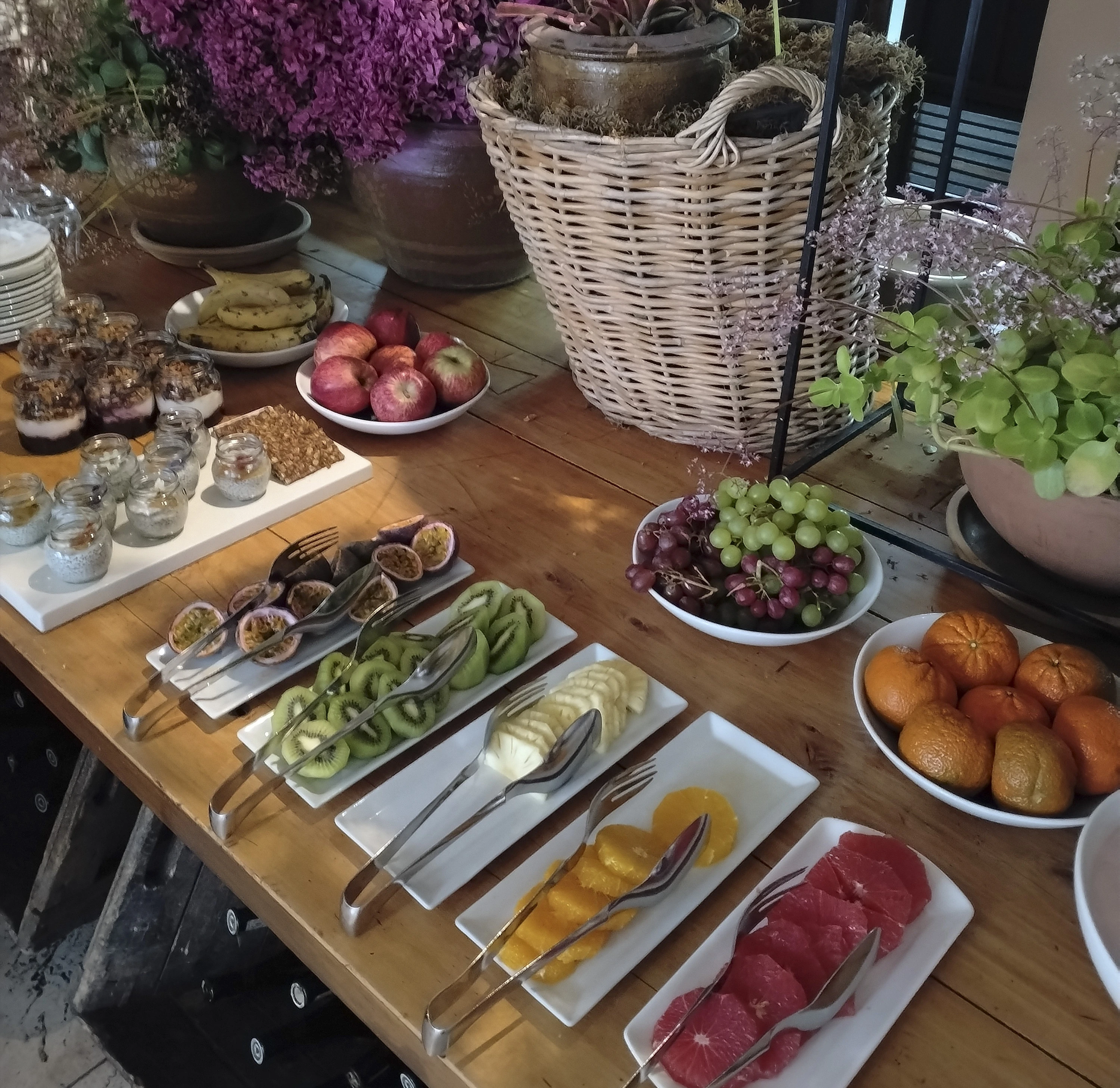 Breakfast is served daily from 7am to 10:30am. Outside guests are allowed, but booking is essential. 