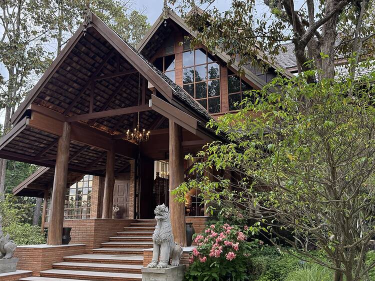 French food in a Lanna manor? This Mae Rim restaurant is worth the journey