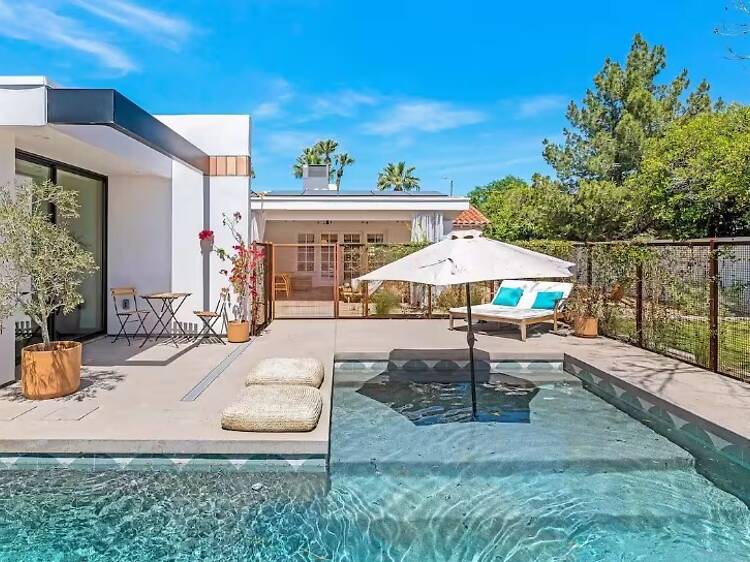 The stylish Uptown pool house
