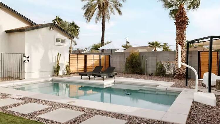 The poolside Coronado bungalow