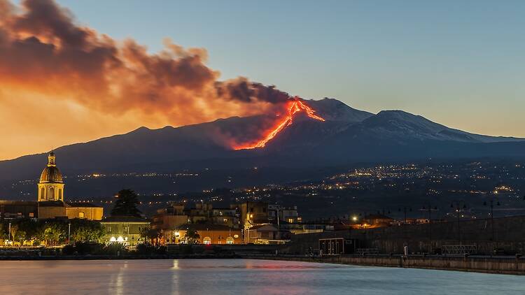 Eruption at Mount Etna, Sicily Eruption at Mount Etna, Sicily