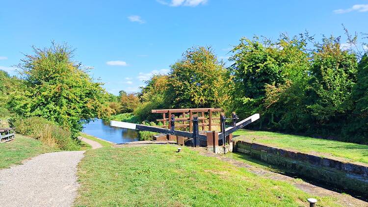 Chesterfield Canal near Staveley Chesterfield Canal near Staveley