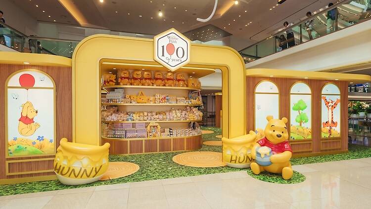 Winnie the Pooh The 100th Year Celebration Pop-Up Store Winnie the Pooh The 100th Year Celebration Pop-Up Store