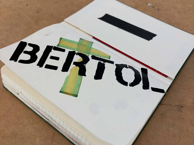 A Brecht play at Teatro Alvear