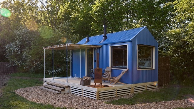 timeout.com - Jordan Bassett - Dreamy new artist-designed cabins with sunken outdoor baths have opened in the Cotswolds