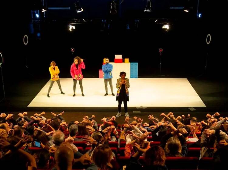 Lo cuento o no lo cuento (Teatro Abadía)