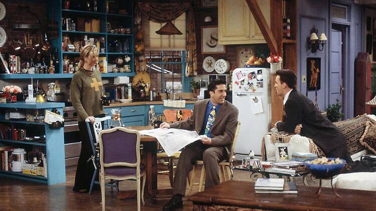 The Friends cast in Monica’s apartment