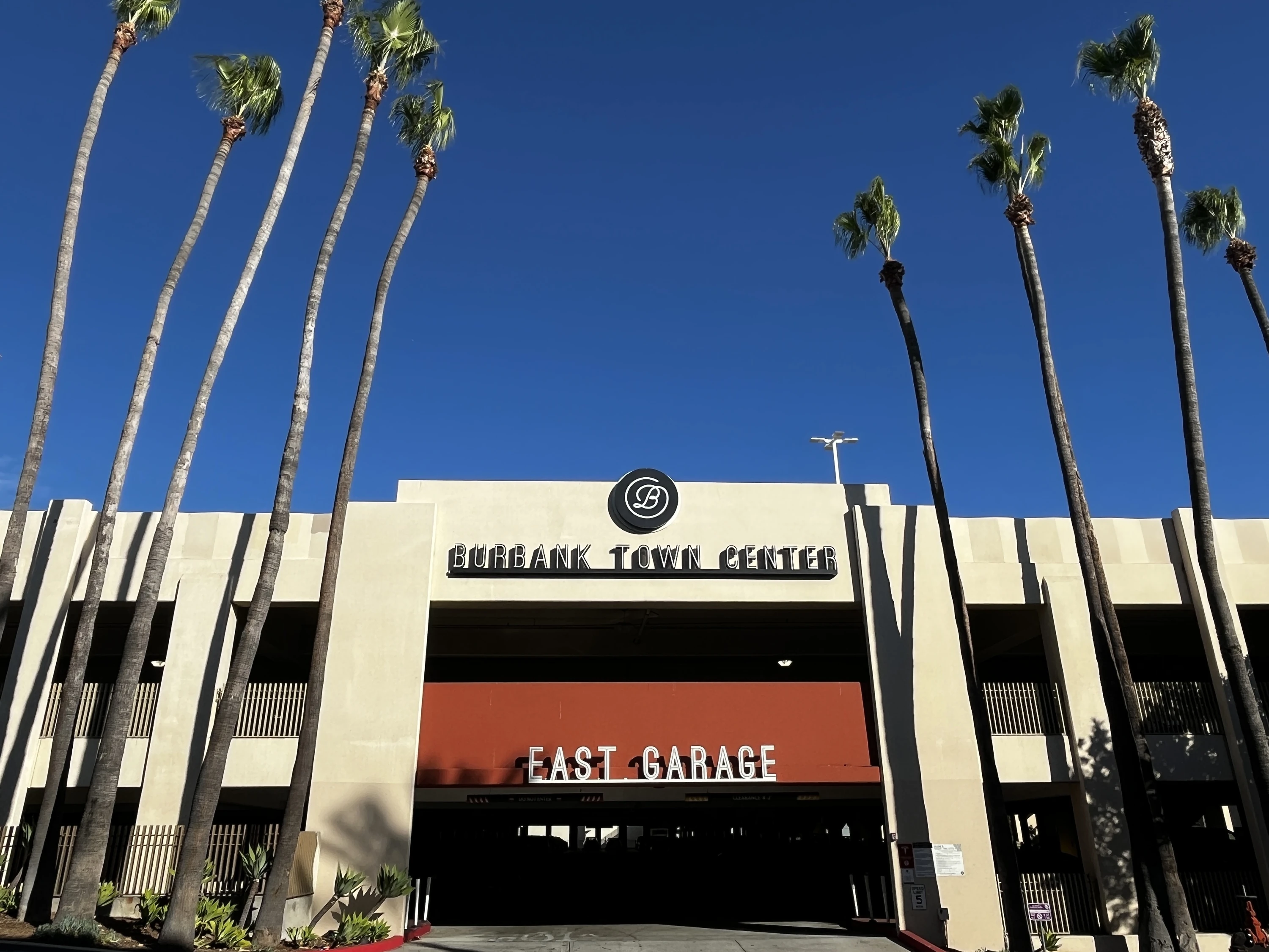 Burbank Town Center Mall