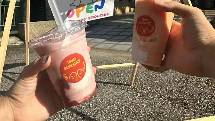 Two Sisters’ Smoothie Two Sisters’ Smoothie