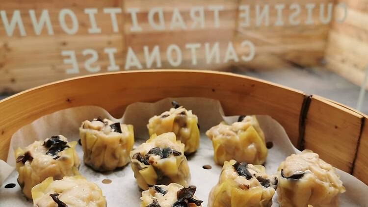 L’Arc de Triomphe : Feel Ling la cantine