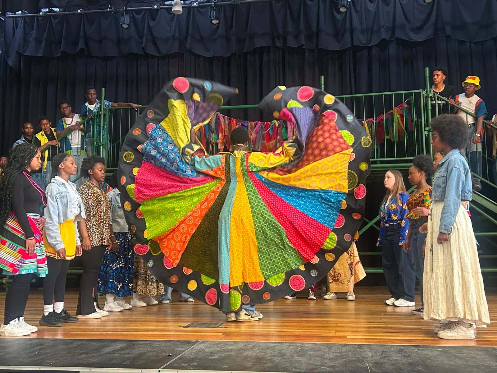  Joseph and the Amazing Technicolor Dreamcoat