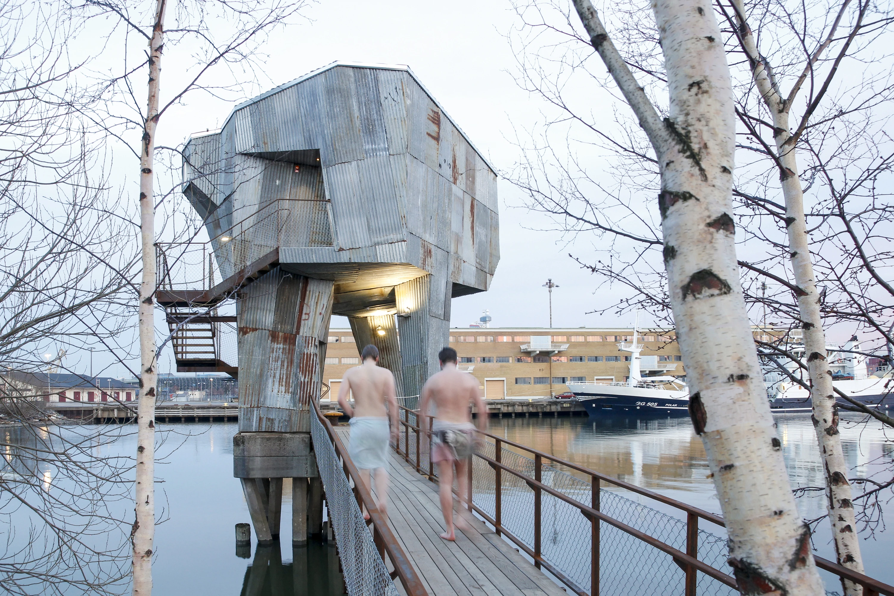 Water Works&mdash;in the Flow of Making raumlaborberlin