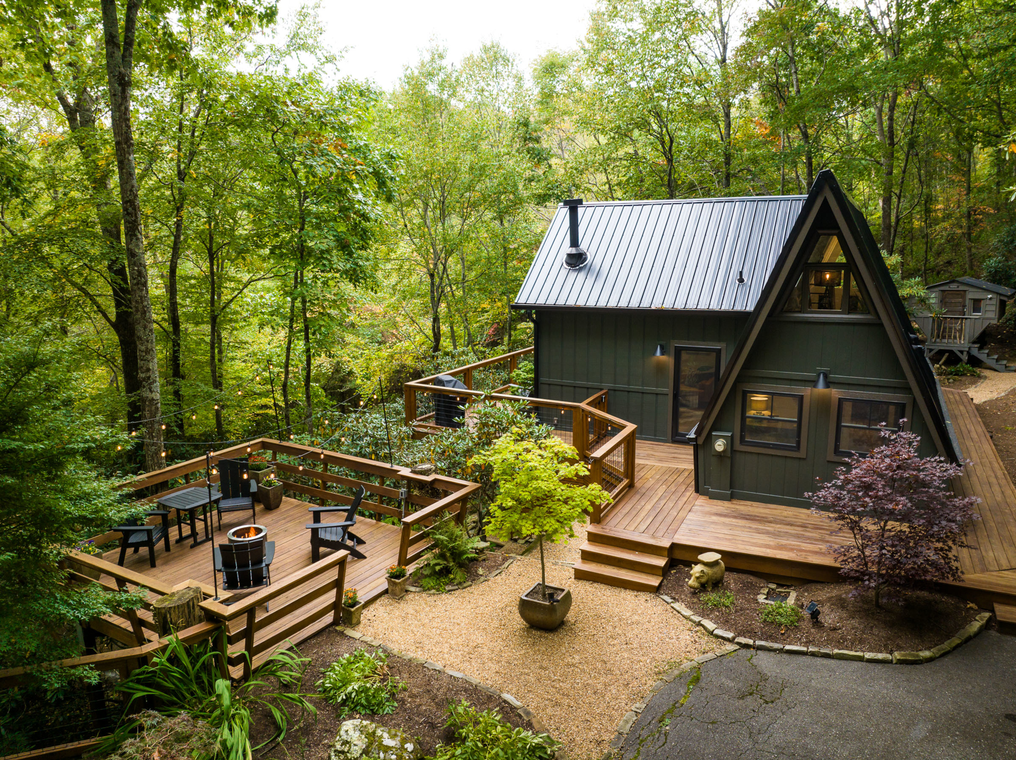 These are officially the top fall weekend destinations in the U.S., according to Airbnb