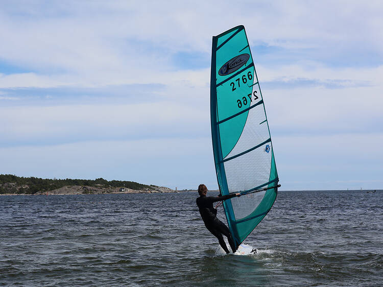 Take a windsurfing lesson