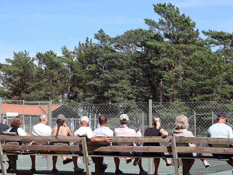 Utöva – eller bevittna – lite racketsport