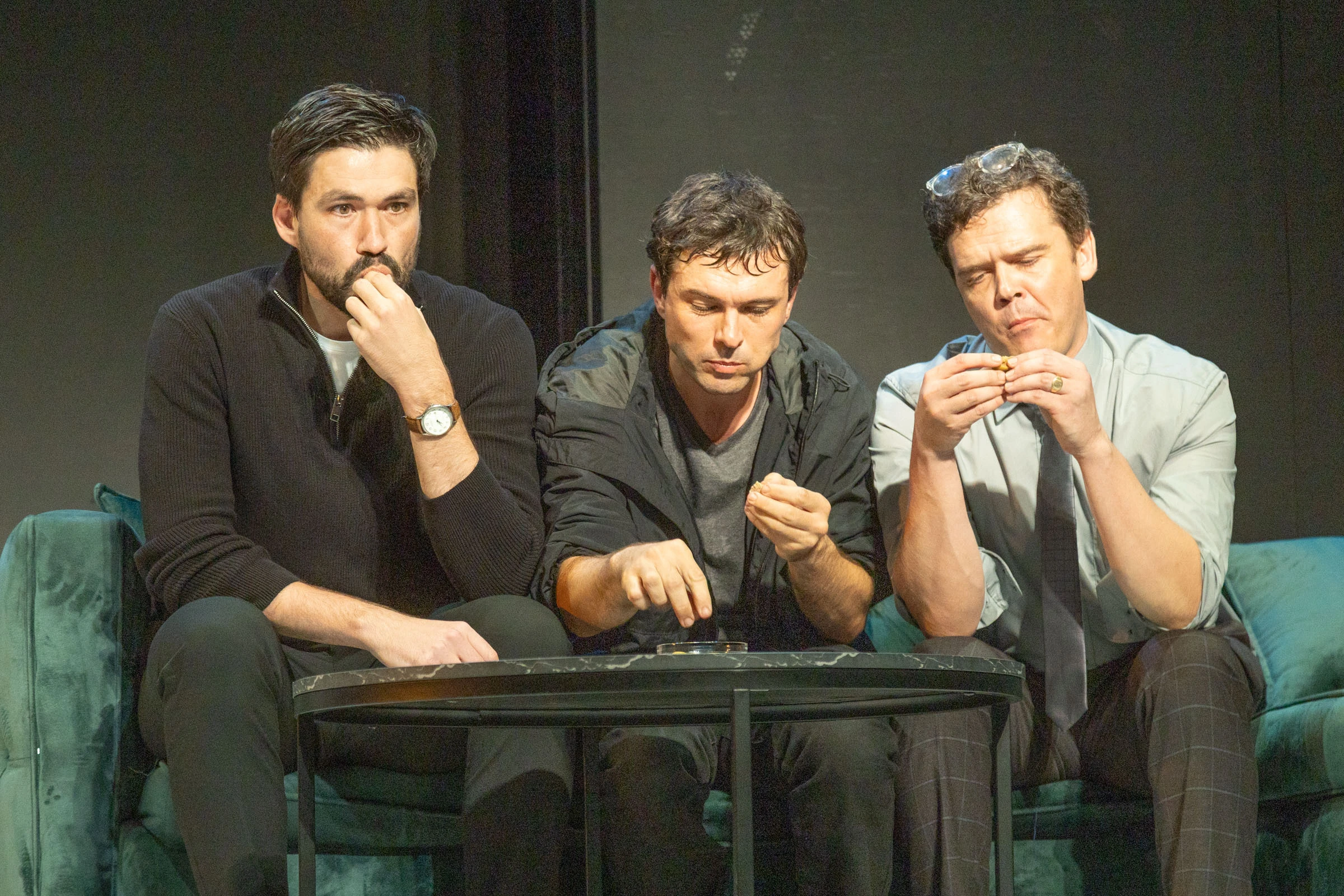 The production stars Wilhelm van der Walt, Wessel Pretorius and Ludwig Binge. 