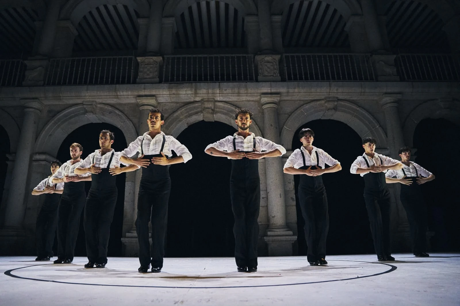 Bailarines del Ballet Espa&ntilde;ol de la Comunidad de Madrid en una escena de 'Nascencia'
