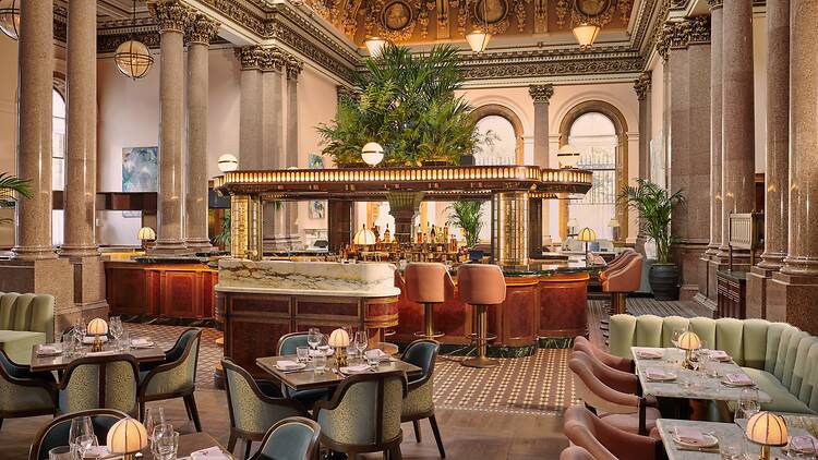 The Spence at Gleneagles Townhouse showing multiple tables and chairs