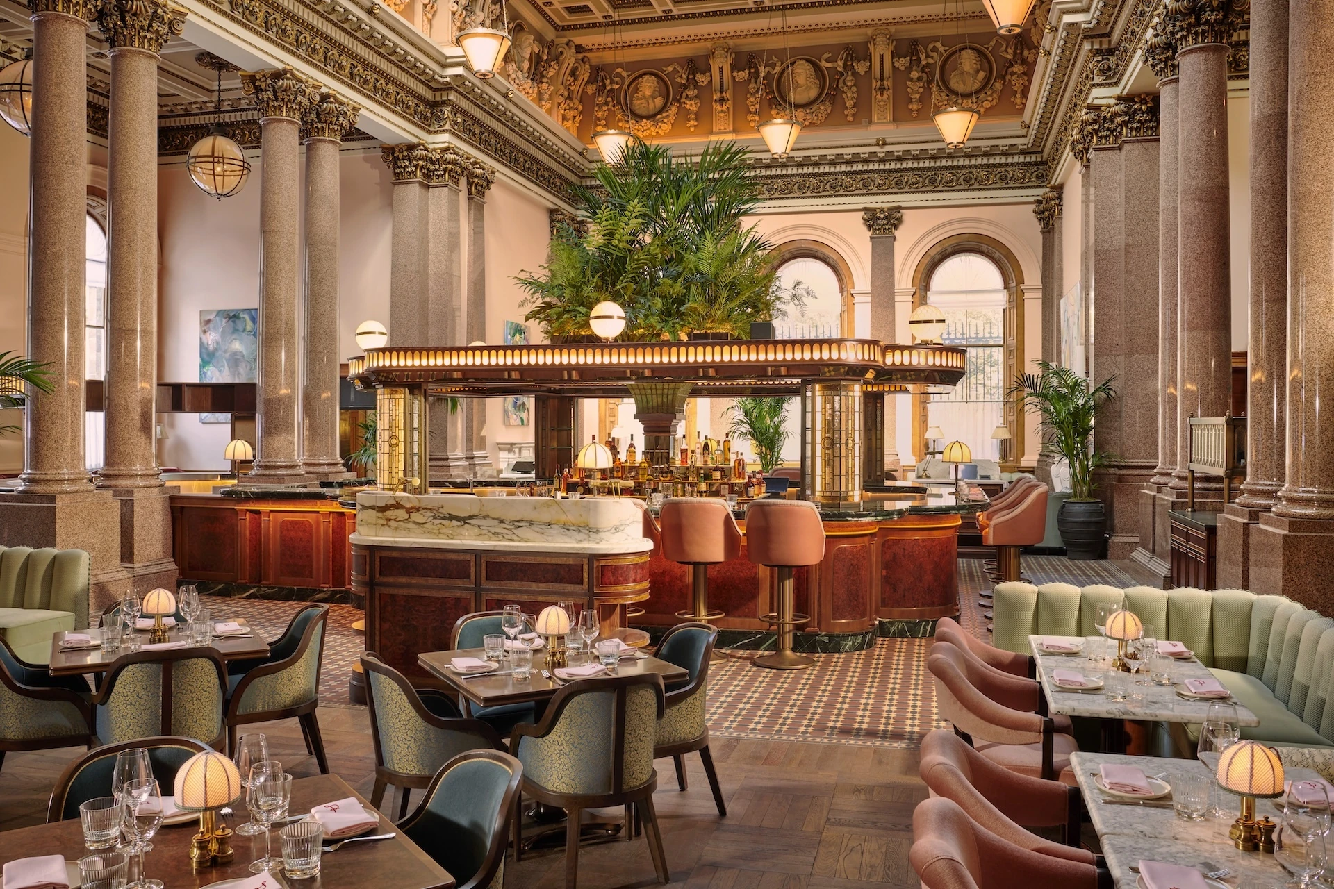 The Spence at Gleneagles Townhouse showing multiple tables and chairs