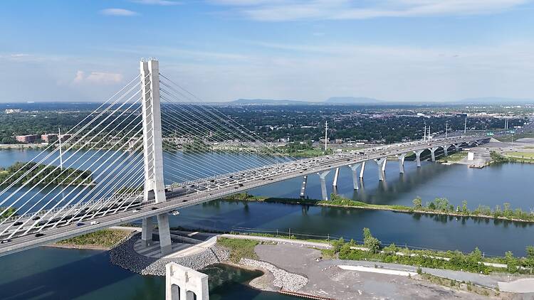 Champlain Bridge