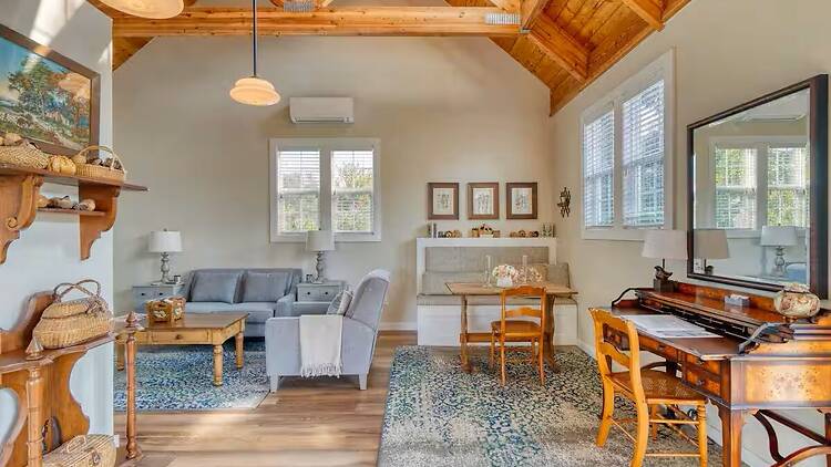 Best for animal lovers near Portland: the Alpaca Farm cottage Best for animal lovers near Portland: the Alpaca Farm cottage