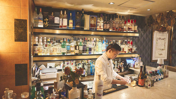 Bar Laugh
