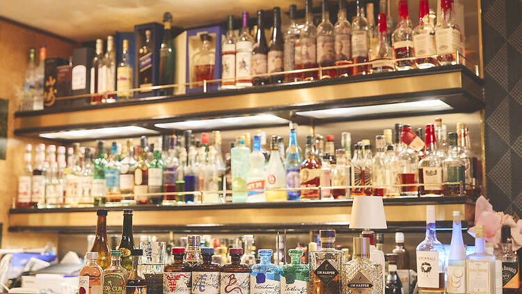 Bar Laugh