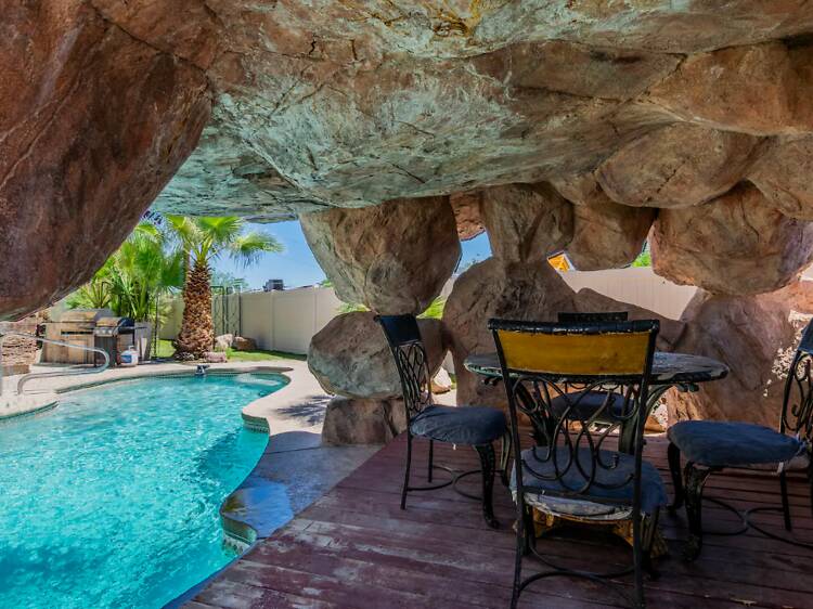 The 8 best Airbnbs with pools in Las Vegas