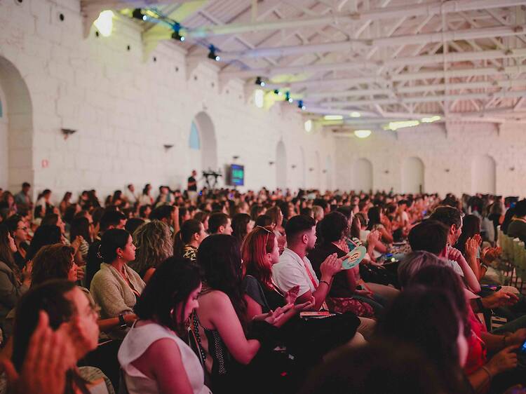 Happiness Camp: conferência sobre o futuro do trabalho traz Steven Bartlett e Mariana van Zeller ao Porto Happiness Camp: conferência sobre o futuro do trabalho traz Steven Bartlett e Mariana van Zeller ao Porto