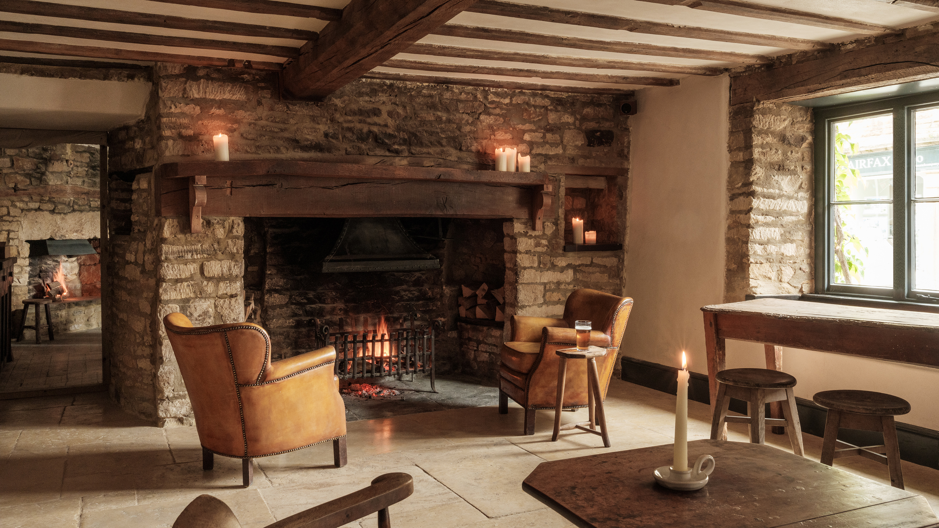 timeout.com - Amy Houghton - Britain's most romantic hotel is this Cotswolds pub with award-winning food
