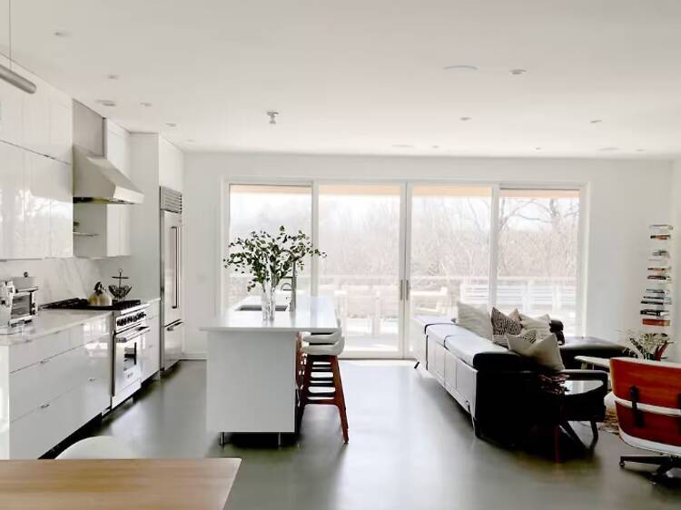 Best oceanfront Airbnb in Ditch Plains: The designer beach house