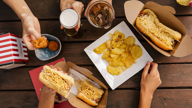 Santini X Hot Dog Lovers