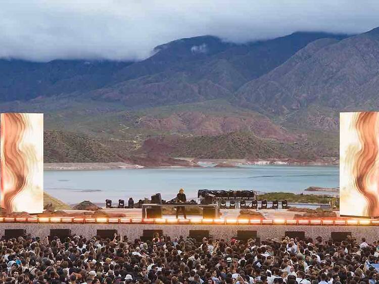 Sunsetstrip: Hernán Cattaneo vuelve a hacer bailar la cordillera