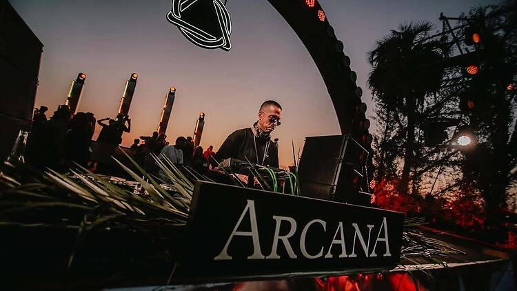 Arcana: electrónica, arte y naturaleza para despedir el año en Cacheuta