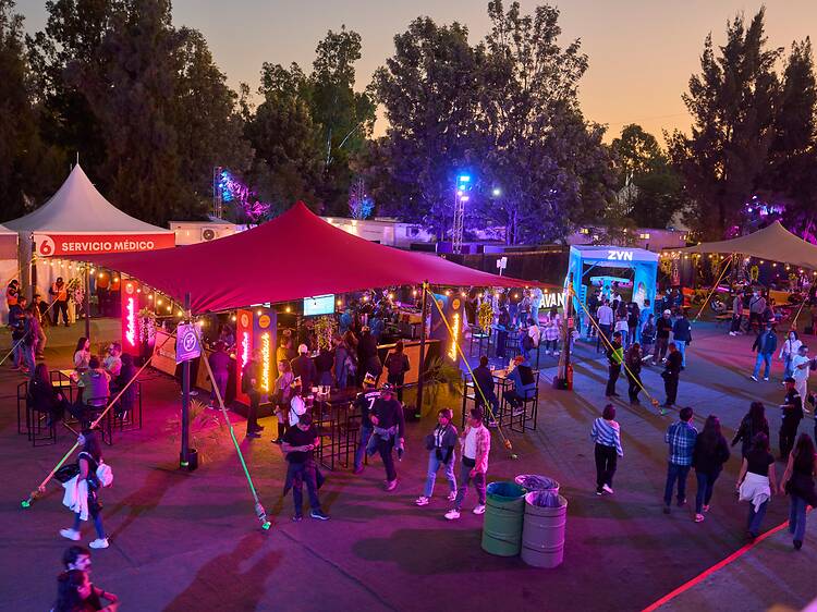 La Experiencia Banamex Plus llega por primera vez al Vans Warped Tour México