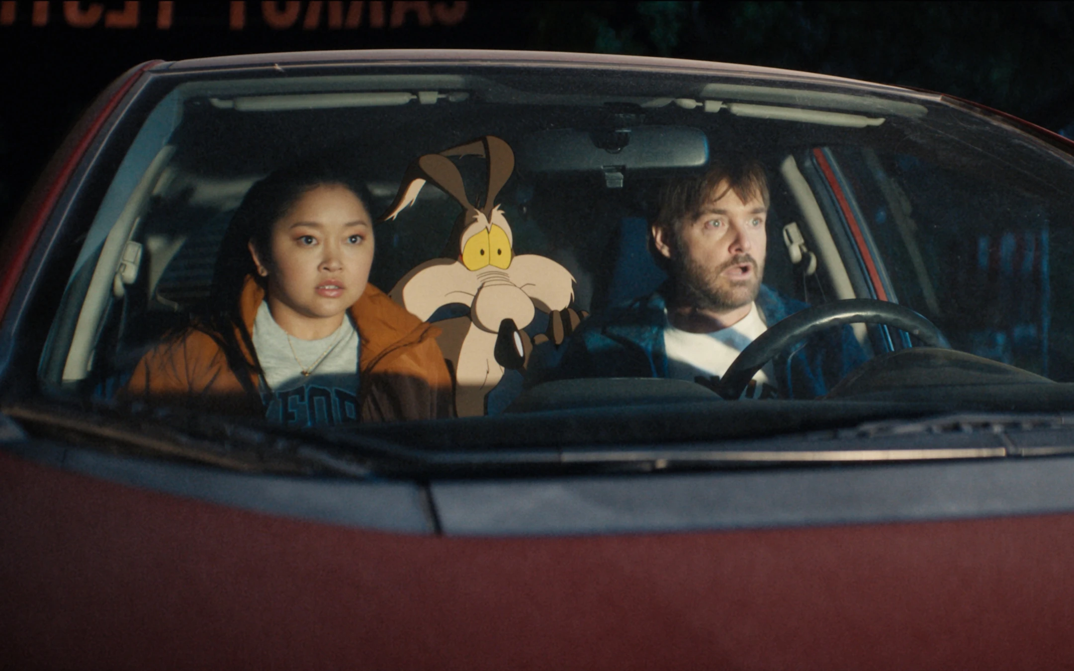 Will Forte, Lana Condor y Dave Green por Coyote vs. Acme