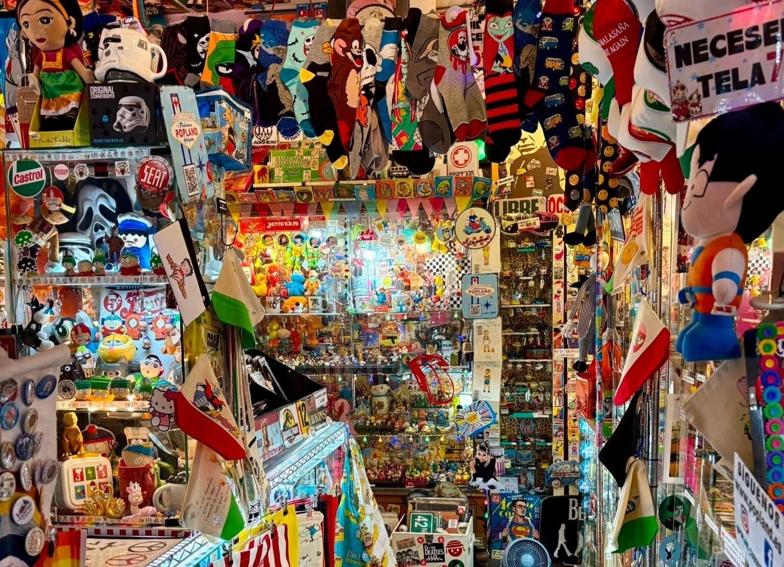 Popland Curiosity And Retro