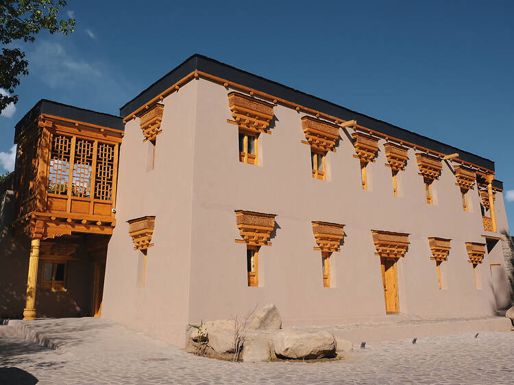How to choose hotels and homestays in Ladakh