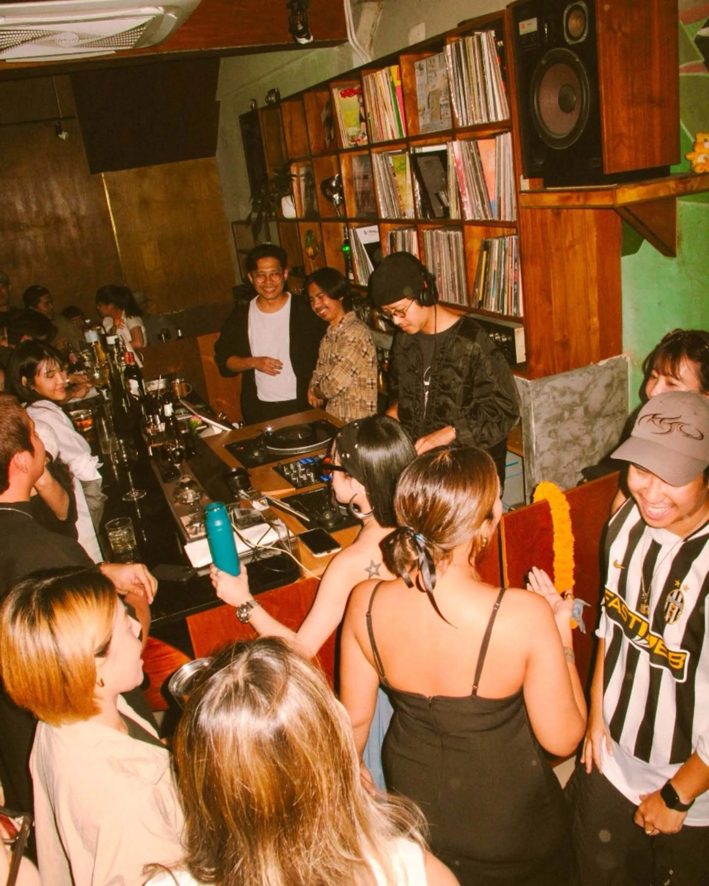 Yayyyy Record Bar