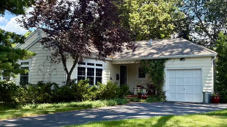 Best for green thumbs: The lower-level apartment in inland Monona Best for green thumbs: The lower-level apartment in inland Monona