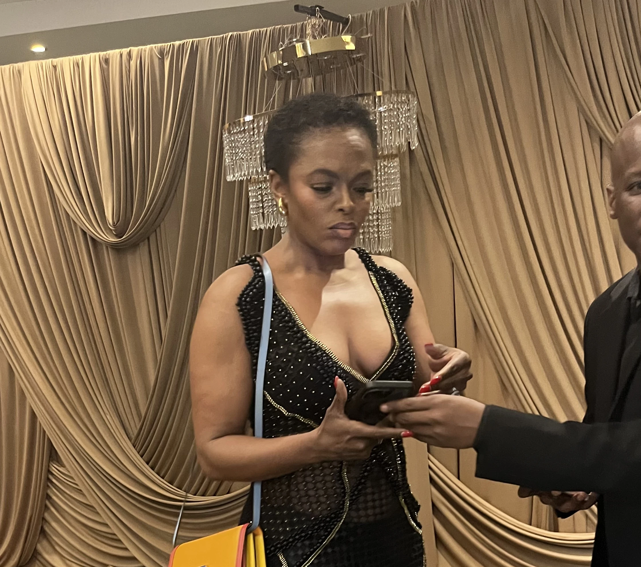 Unathi Nkayi hosted the Art Legacy Gala in Durban.