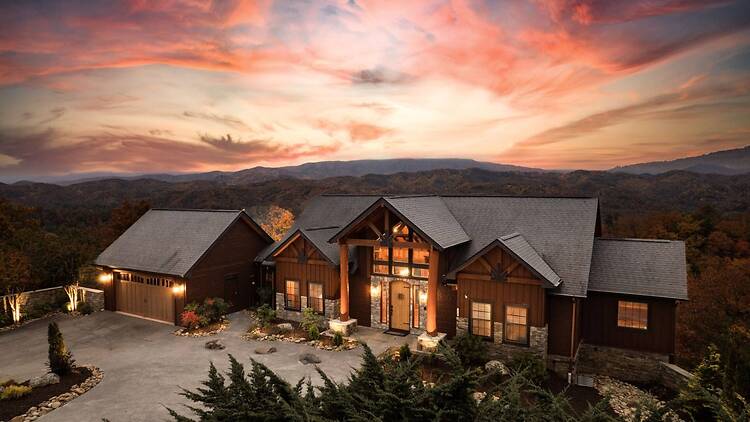 Best for grand reunions: The Summit lodge with the indoor pool Best for grand reunions: The Summit lodge with the indoor pool