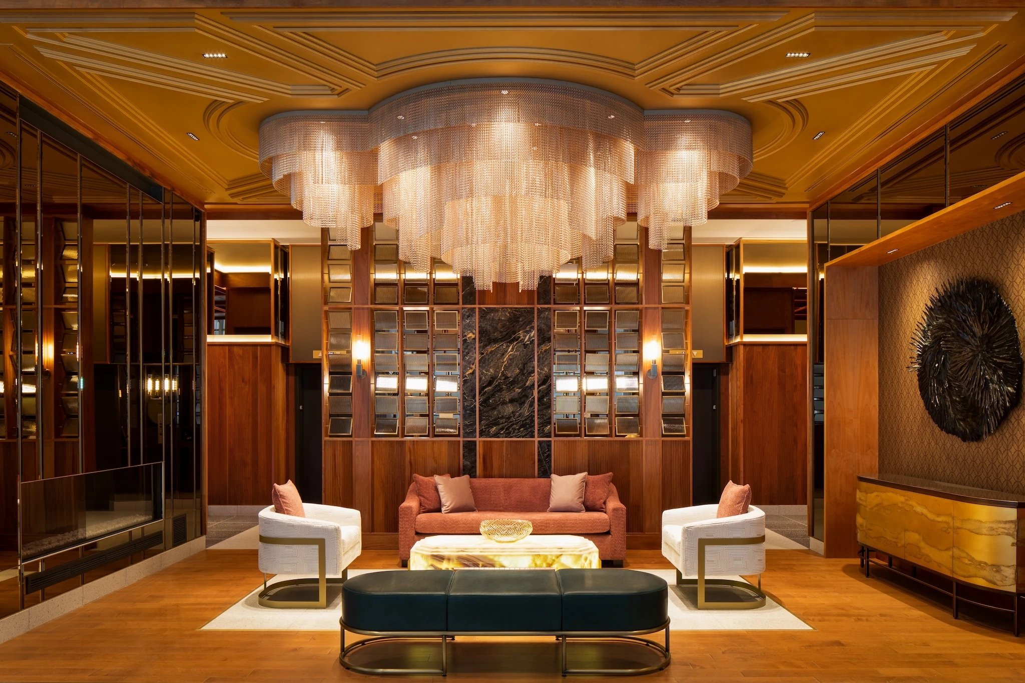 Honeyrose Hotel, Montreal